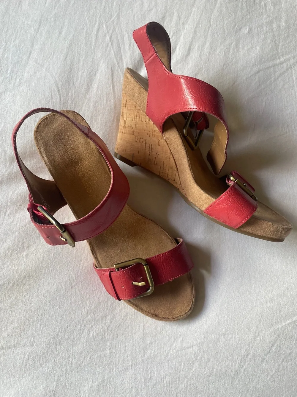 🎀AEROSOLES Red Leather Cork Wedge Sandals with Buckle